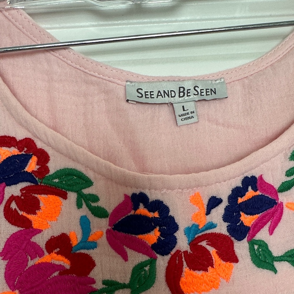 See and Be Seen Floral Embroidered Pink Blouse - Picture 2 of 7